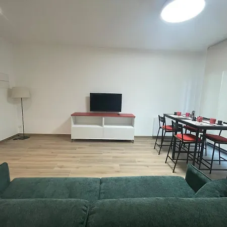 Flad House - * Bari